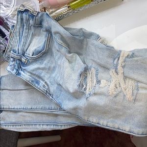 American Eagle Destroyed High Rise Jegging